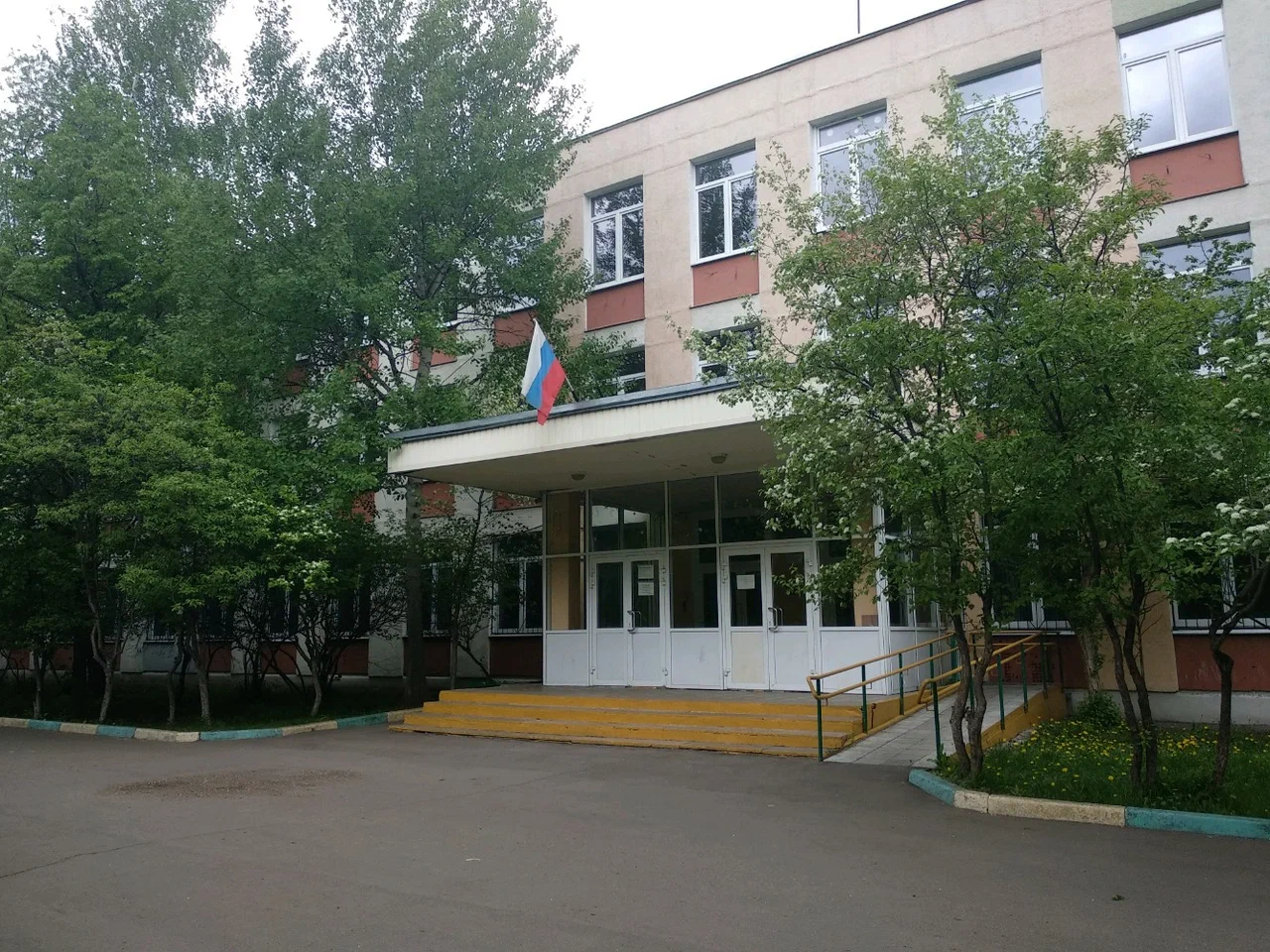 Корпус 13 (реализуется начальное, основное и среднее образование) — ГБОУ Школа № 1569 "Созвездие"