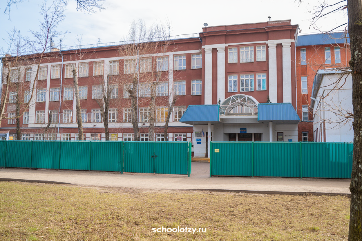 Школьное здание Октябрьская улица, дом 81 — ГБОУ Школа Марьина Роща