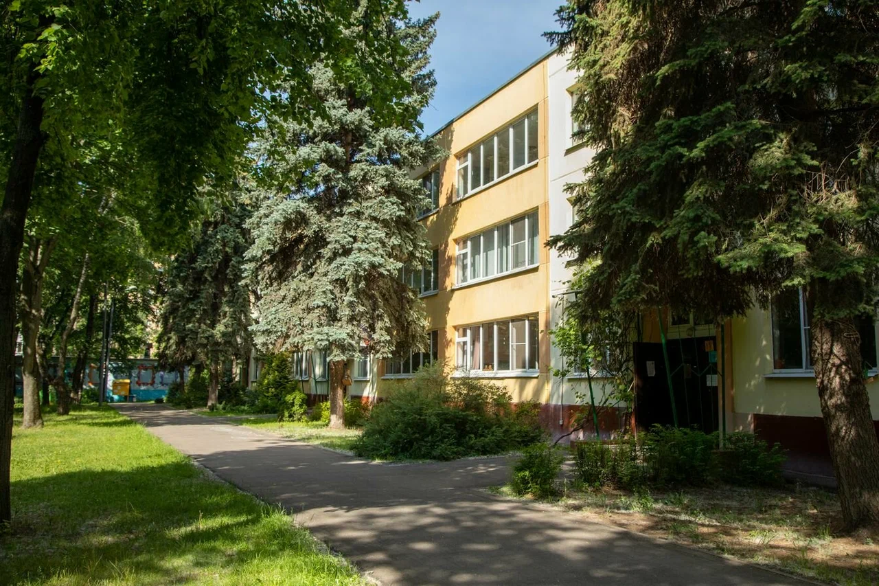 Школьный корпус — ГБОУ Школа имени Маршала В.И. Чуйкова