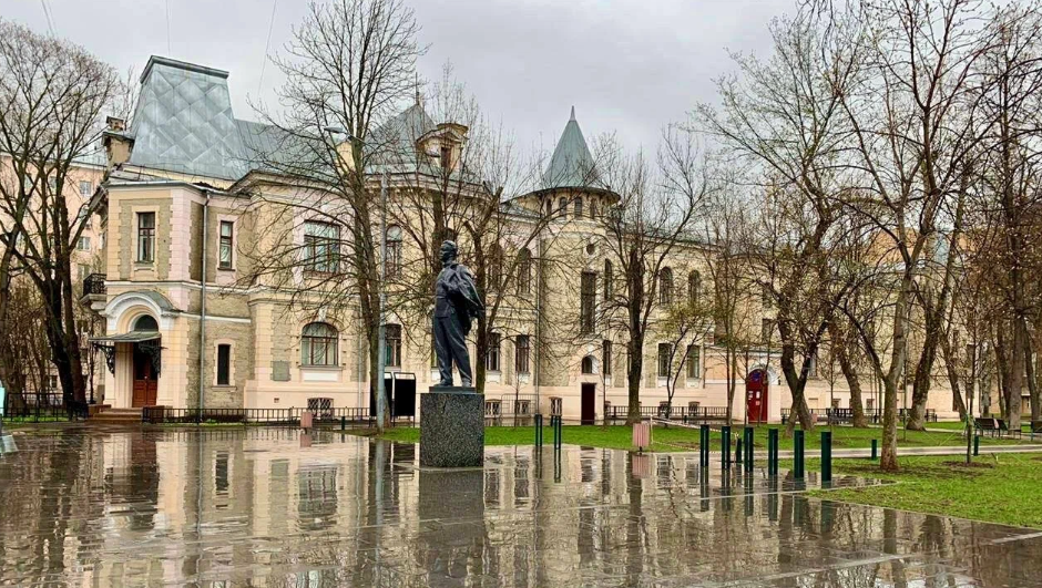 Государственное бюджетное образовательное учреждение дополнительного образования города Москвы "Дворец творчества детей и молодежи "На Стопани"