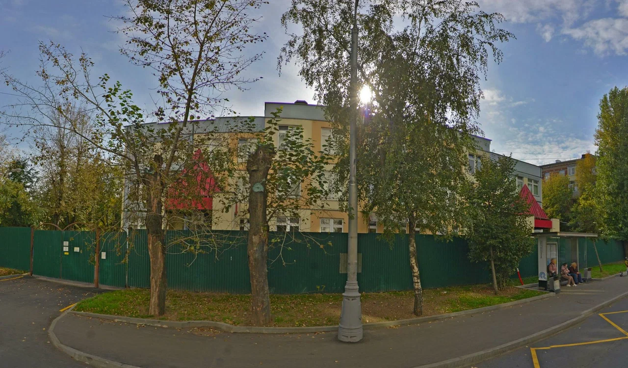 Здание по адресу Запорожская улица, дом 3 — ГБОУ Школа № 1400